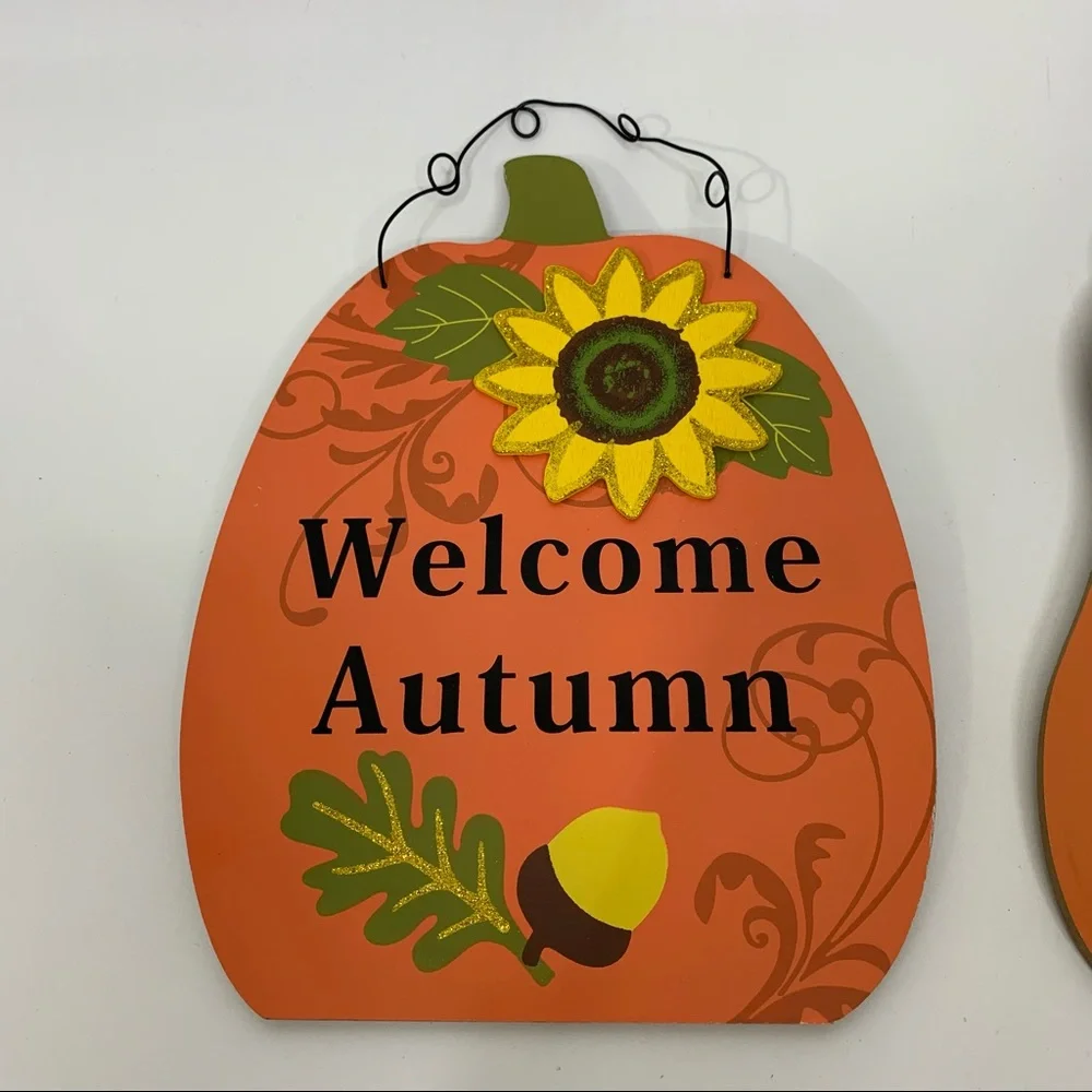 2 Piece Set Wooden Fall Pumpkin Wall Hang Decor Signs W/ Surprise Gift Not Shown